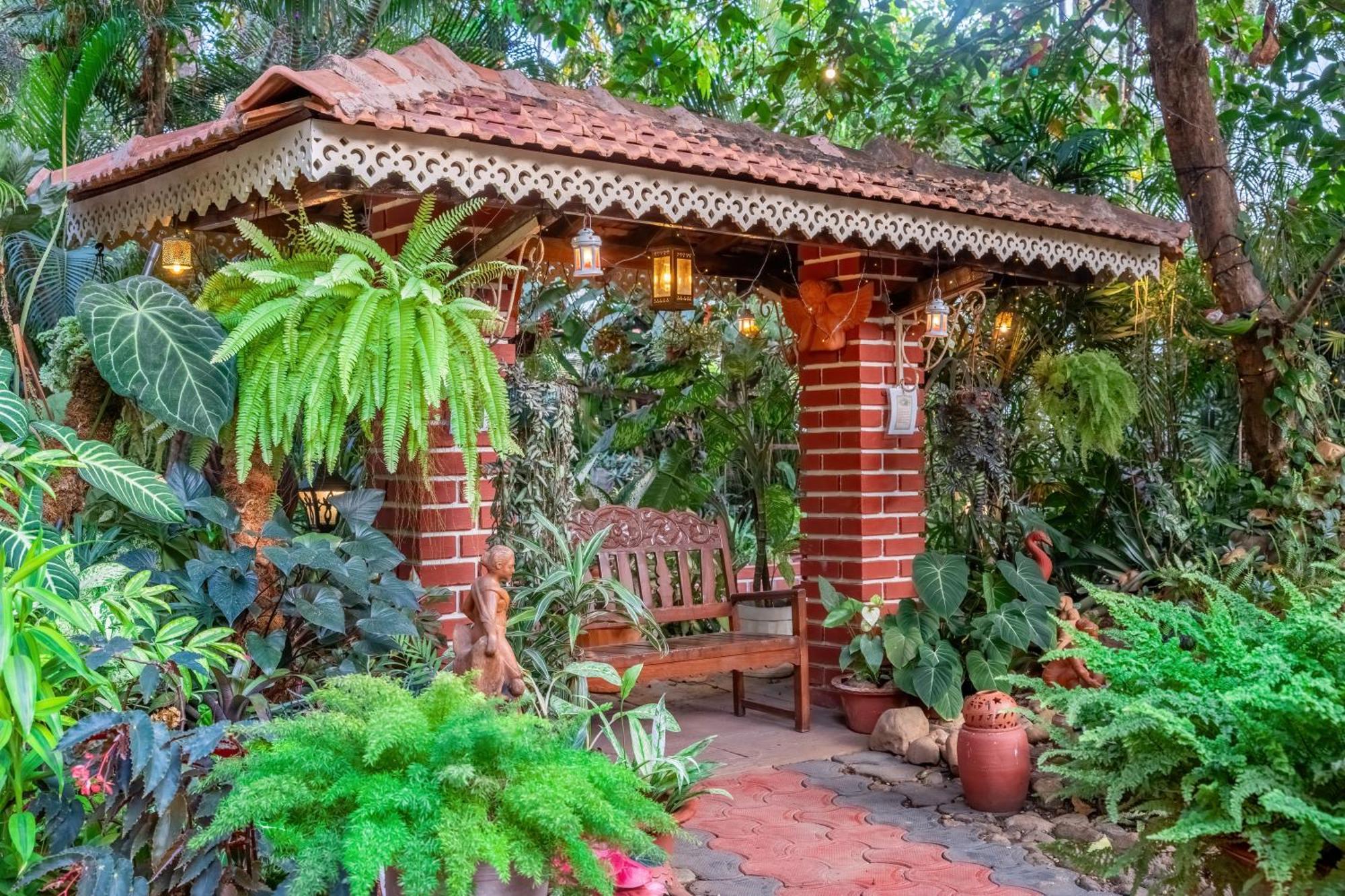 Palm Grove Cottages - Leisure Resort 比纳里姆 外观 照片