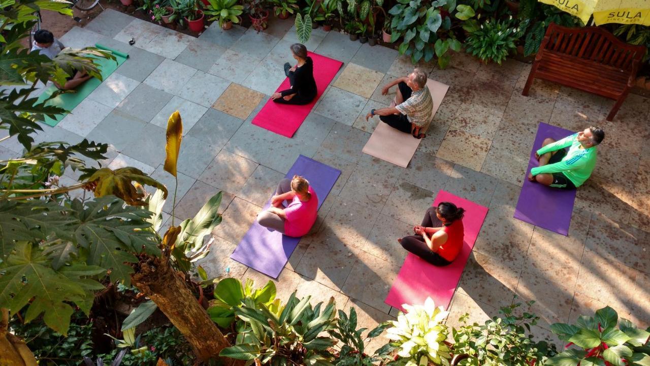 Palm Grove Cottages - Leisure Resort 比纳里姆 外观 照片